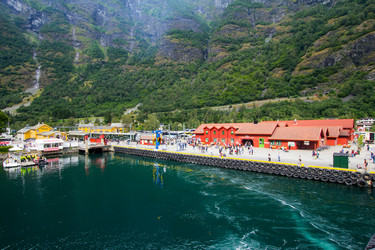 Similar image 17815924