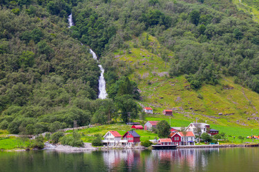 Similar image 17815930