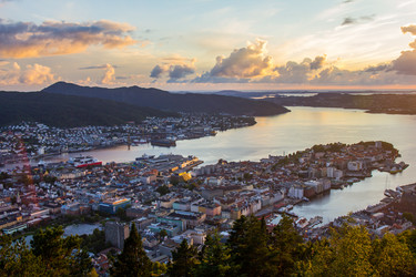 Similar image 17815961