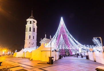 Similar image 17815984