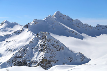 Similar image 18512102