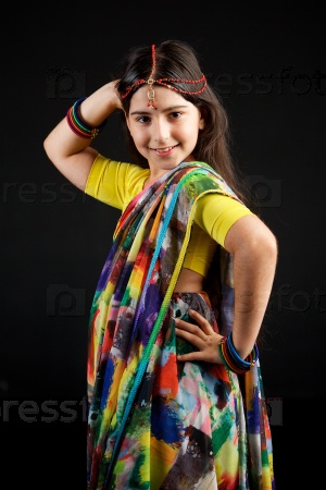 Индийские Сари - национальная одежда индийских женщин