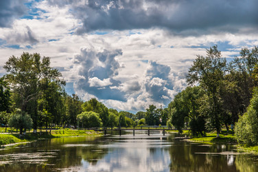 Similar image 18569000