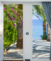 Similar image 18137729