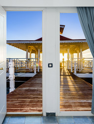 Similar image 18137766