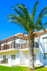 Similar image 18137036