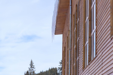 Similar image 18137135