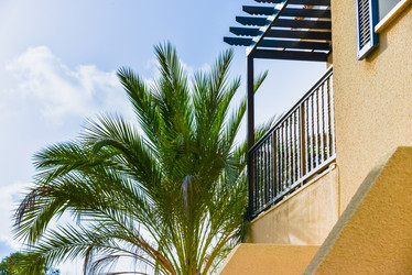 Similar image 18137376