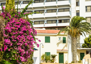 Similar image 18137374