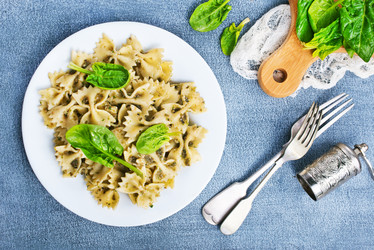 Similar image 18151132