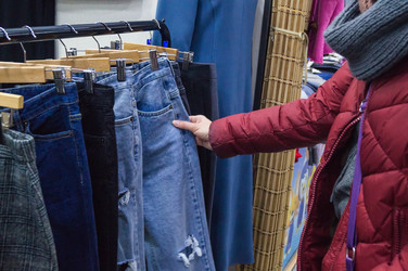 Similar image 18512763