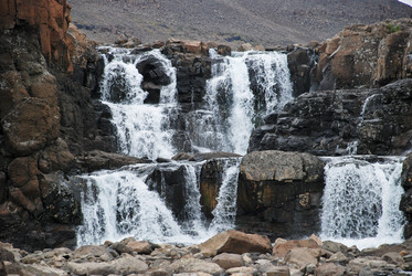 Similar image 18548792