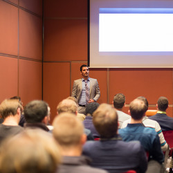 Similar image 19556480