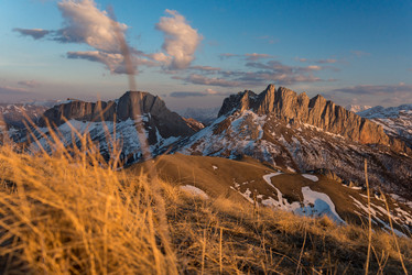 Similar image 19793477