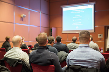 Similar image 19556442