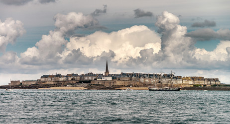 Similar image 19560212