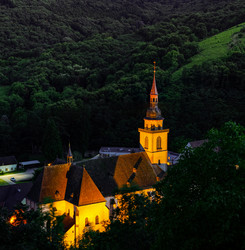 Similar image 19561095