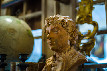 Similar image 19561318