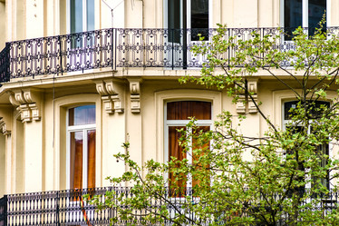 Similar image 19560350