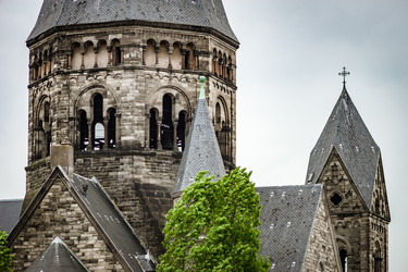 Similar image 19561110