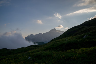 Similar image 19794811