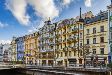 Similar image 19789878