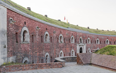 Similar image 19195356