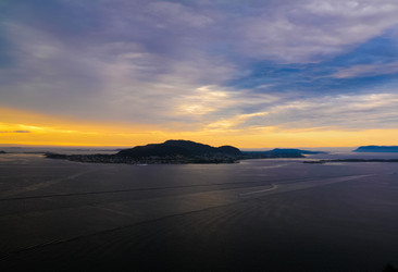 Similar image 19776082