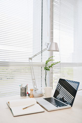 Similar image 19583950