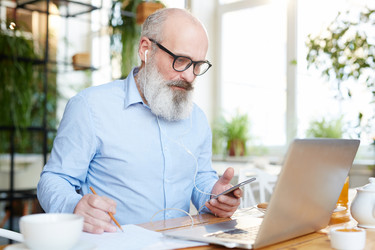 Similar image 19778018