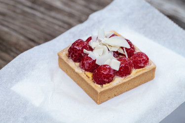 Similar image 20120428