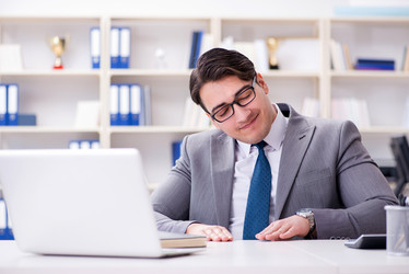 Similar image 19956796