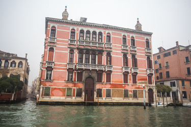 Similar image 19946915