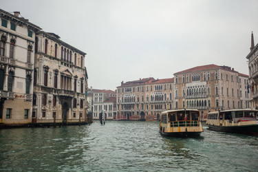 Similar image 19946755