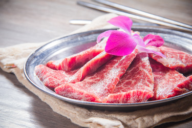 Similar image 19940010