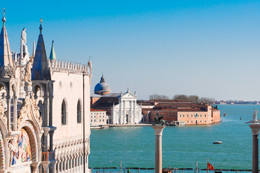 Similar image 20070563