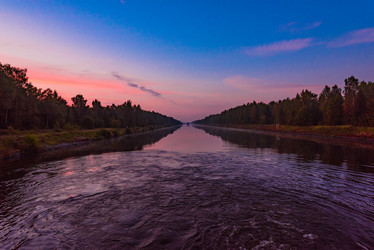 Similar image 19968642