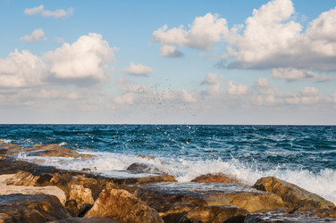 Similar image 19970027