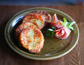 Similar image 20160913