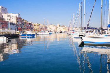 Similar image 20069996