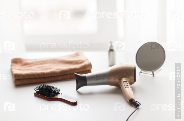 mirror press hair
