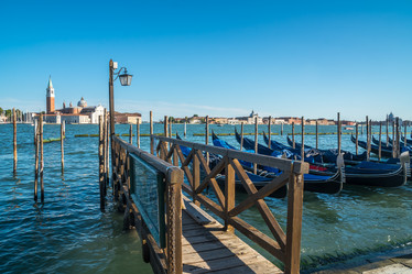 Similar image 20749453