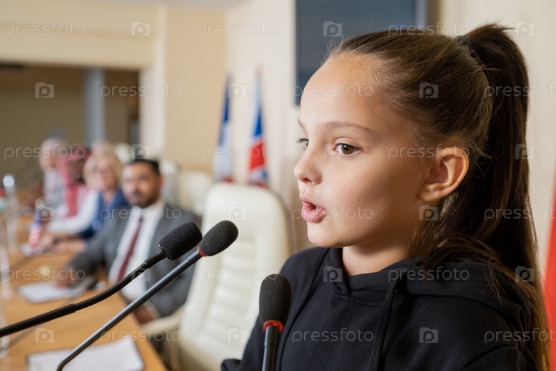 Маленький активист на конференции