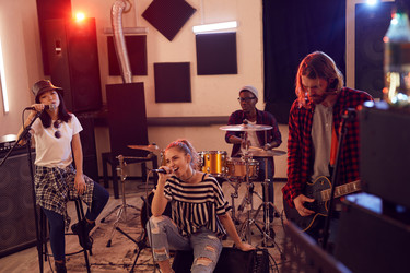 Similar image 20799888