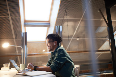 Similar image 20795024