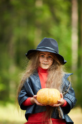 Similar image 20905607