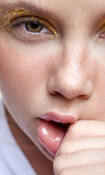 Similar image 20975702