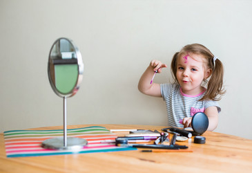 Similar image 21015900