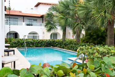 Similar image 21003636