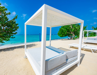 Similar image 20993193